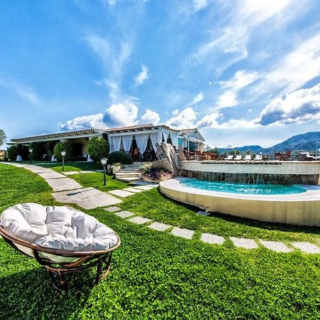 Cento Ulivi B&B Golfo Aranci Exteriör bild