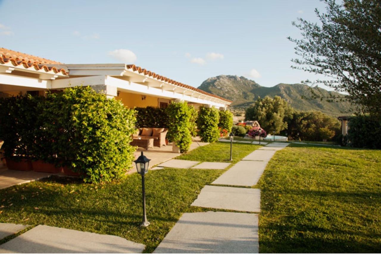 Cento Ulivi B&B Golfo Aranci Exteriör bild