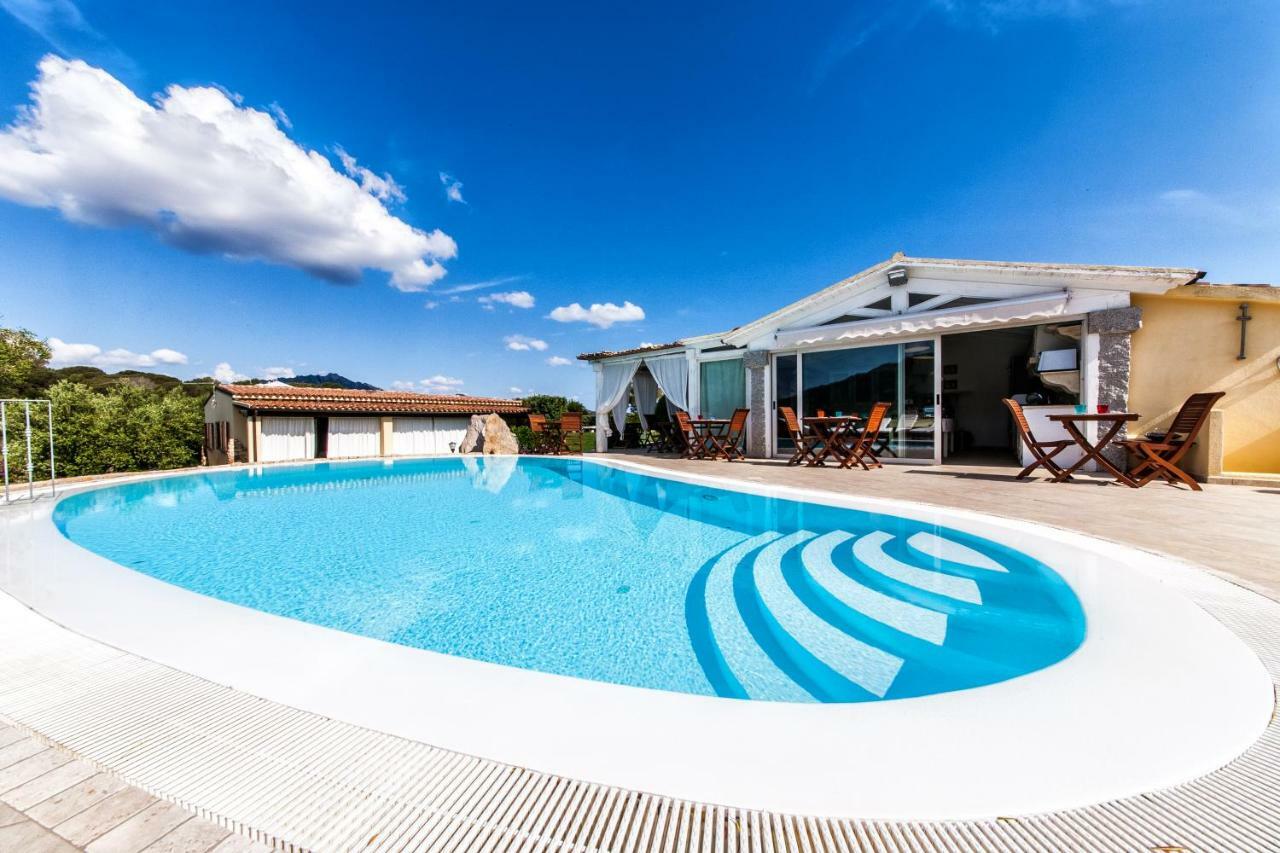 Cento Ulivi B&B Golfo Aranci Exteriör bild